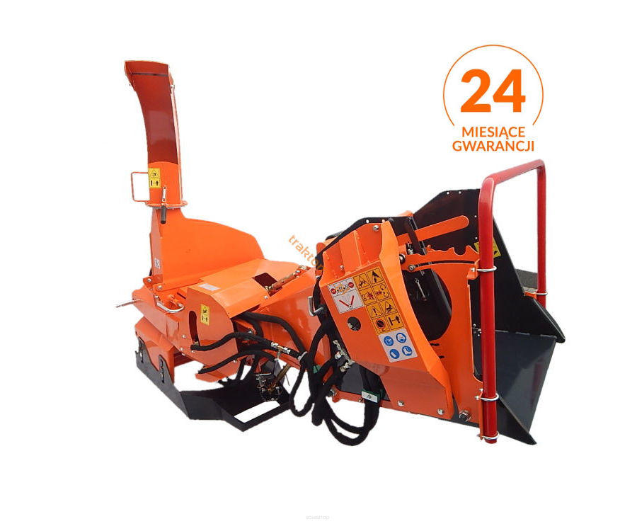 Rębak zrębkowy z hydraulicznym systemem wciagania gałęzi WC52R